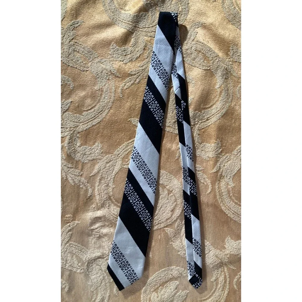 Vintage 70s Necktie 1970s Wide Fat Black White Hipster Culton Cutter Cravat Tie
